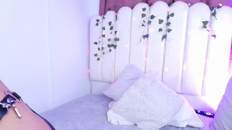 Snapshot of king_azahell chatting on 12-27-24, 04:58 king help me reach 100 likes online show from 12-27-24, 04:58