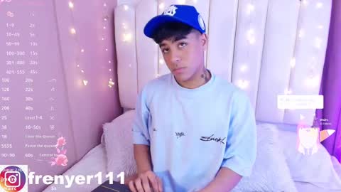 Snapshot of king_azahell chatting on 03-11-25, 12:00 king help me reach 100 likes online show from 03-11-25, 12:00