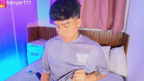 king  help me reach 100 likes online show from 02-18-26, 01:56