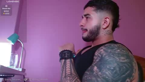 Snapshot of king_falconer chatting on 06-18-26, 07:30 Angel Falconer online show from 06-18-26, 07:30