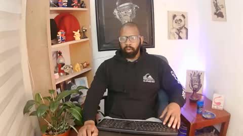 Malik  online show from 10-21-25, 01:34