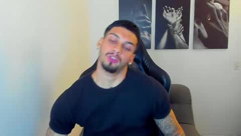 king_of_kings__ online show from 10-03-25, 10:40