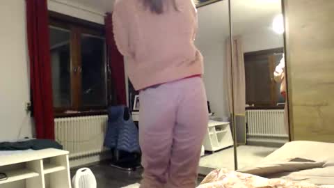 sexysexyhotwetpinkredpussy online show from 02-16-26, 07:32