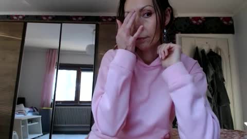 Snapshot of kingandprincess chatting on 05-17-26, 05:53 sexysexyhotwetpinkredpussy online show from 05-17-26, 05:53
