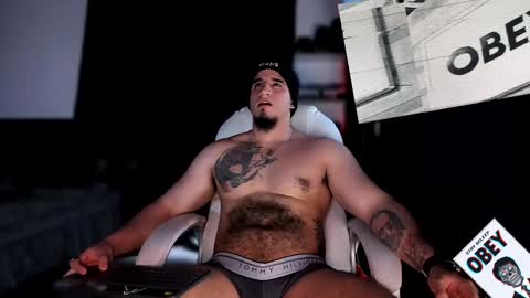 Snapshot of kingbear777 chatting on 02-07-25, 12:20 King Bear online show from 02-07-25, 12:20