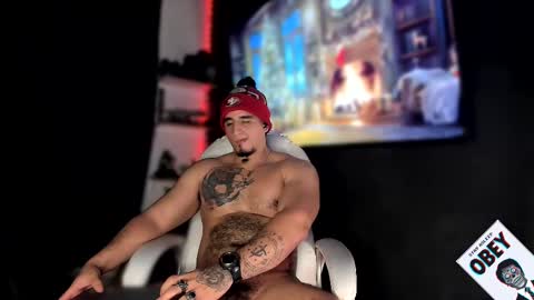 Snapshot of kingbear777 chatting on 02-14-25, 05:09 King Bear online show from 02-14-25, 05:09