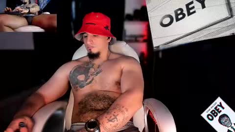 Snapshot of kingbear777 chatting on 02-15-25, 10:55 King Bear online show from 02-15-25, 10:55