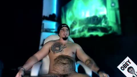 Snapshot of kingbear777 chatting on 02-17-25, 11:23 King Bear online show from 02-17-25, 11:23