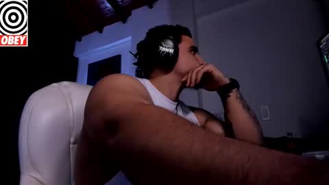 Snapshot of kingbear777 chatting on 10-01-25, 12:11 King Bear online show from 10-01-25, 12:11