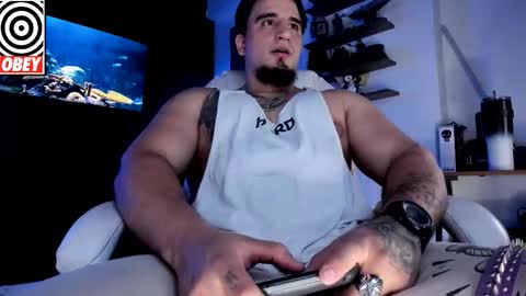 Snapshot of kingbear777 chatting on 11-17-25, 08:58 King Bear online show from 11-17-25, 08:58