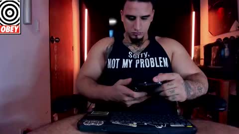 King Bear online show from 12-21-25, 01:35