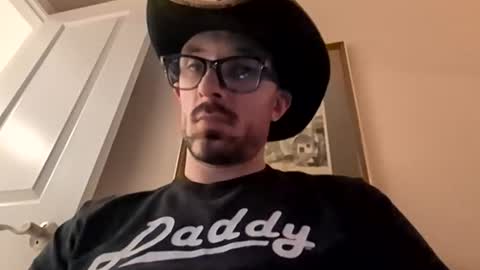 Snapshot of kingdaddysayless chatting on 06-17-26, 06:20 kingdaddysayless online show from 06-17-26, 06:20