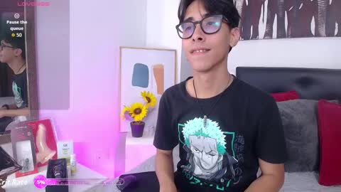 Snapshot of kingdanny_8 chatting on 11-15-25, 04:32 kingdanny_8 online show from 11-15-25, 04:32