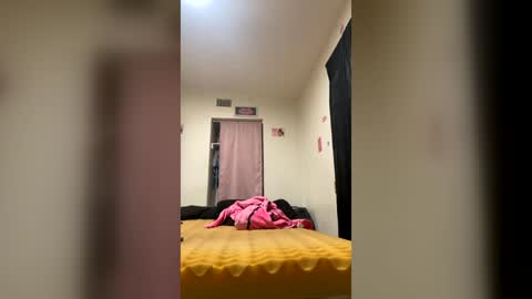Snapshot of kingecstasyxxx chatting on 06-26-26, 03:44 KingEcstasyXXX online show from 06-26-26, 03:44