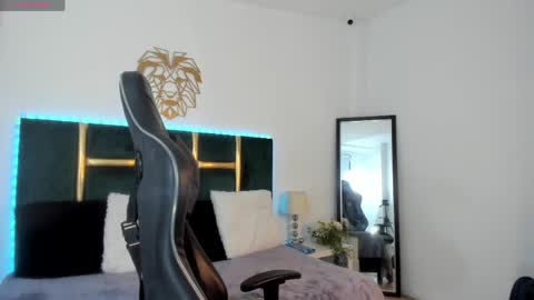 Snapshot of kingg_jay chatting on 05-20-26, 11:49 kingg_jay online show from 05-20-26, 11:49