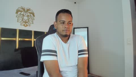 Snapshot of kingg_jay chatting on 06-01-26, 11:45 kingg_jay online show from 06-01-26, 11:45
