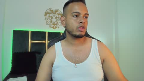 Snapshot of kingg_jay chatting on 06-10-26, 11:42 kingg_jay online show from 06-10-26, 11:42