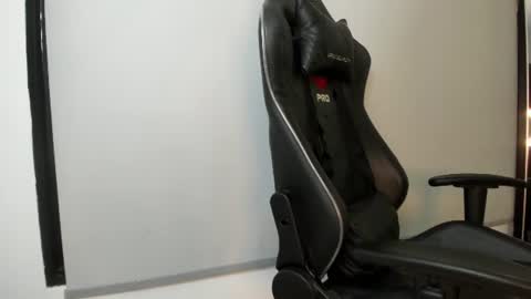 Snapshot of kingg_jay chatting on 06-11-26, 11:41 kingg_jay online show from 06-11-26, 11:41