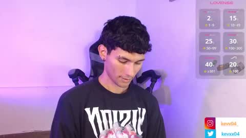 Snapshot of kingparker1 chatting on 11-26-25, 05:41 A L E X online show from 11-26-25, 05:41