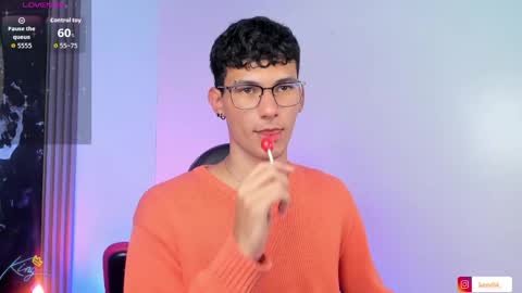  A L E X  online show from 04-12-26, 12:04