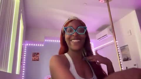 Snapshot of kingparrisjae chatting on 07-06-26, 06:10 King Parris Jae online show from 07-06-26, 06:10