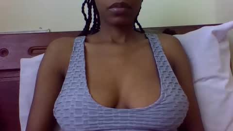 Snapshot of kingrena chatting on 05-07-26, 08:42 Rena-sexy online show from 05-07-26, 08:42