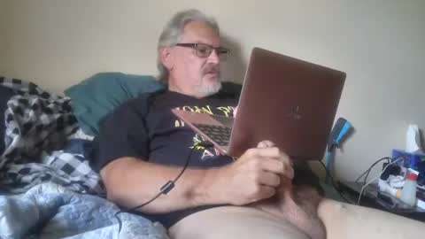 Snapshot of kingtongue10 chatting on 06-17-26, 11:16 kingtongue10 online show from 06-17-26, 11:16