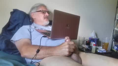 Snapshot of kingtongue10 chatting on 06-19-26, 09:07 kingtongue10 online show from 06-19-26, 09:07