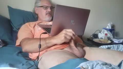 Snapshot of kingtongue10 chatting on 06-26-26, 05:50 kingtongue10 online show from 06-26-26, 05:50