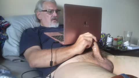 Snapshot of kingtongue10 chatting on 07-17-26, 05:18 kingtongue10 online show from 07-17-26, 05:18