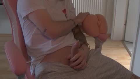 Snapshot of kinky_felix chatting on 10-21-25, 11:11 Felix online show from 10-21-25, 11:11