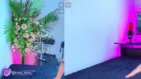 Snapshot of kinky_karo chatting on 11-18-25, 11:03 online show from 11-18-25, 11:03