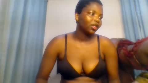 Snapshot of kinky_lola1 chatting on 09-13-25, 11:10 Lola online show from 09-13-25, 11:10