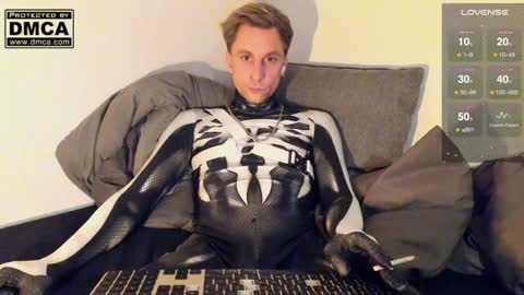 kinky_spidey online show from 01-19-25, 10:17