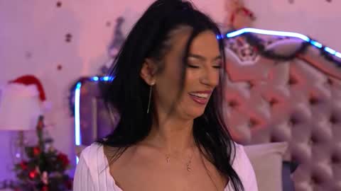 kinkyamelie online show from 12-15-25, 06:01