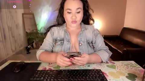 Jenny online show from 10-07-25, 07:05