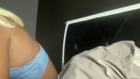 Snapshot of kinkykittee chatting on 02-09-25, 07:05 Bunniii online show from 02-09-25, 07:05