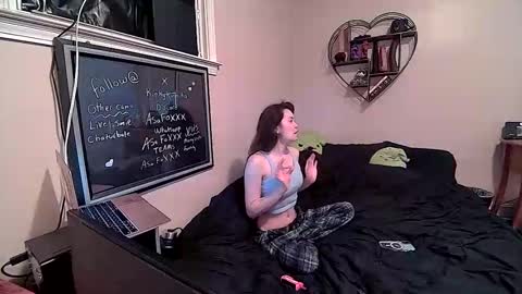 kinkykumiho online show from 04-06-26, 09:05