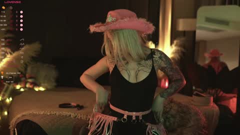 kinkylina_ online show from 01-22-25, 01:11