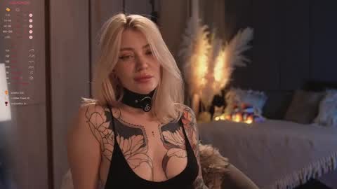 kinkylina_ online show from 02-19-25, 05:27