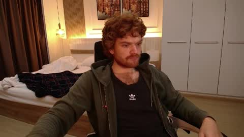 Kenny online show from 04-09-26, 03:17