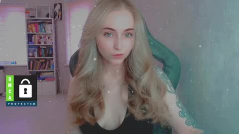 Snapshot of kira_love_sleep chatting on 05-18-26, 04:46 you know thumb up me please its important online show from 05-18-26, 04:46