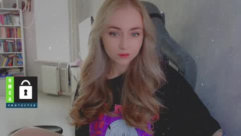 Snapshot of kira_love_sleep chatting on 06-06-26, 03:50 you know thumb up me please its important online show from 06-06-26, 03:50