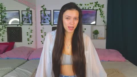 Kira online show from 01-25-25, 09:04