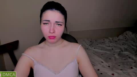 Kira online show from 02-11-25, 07:48