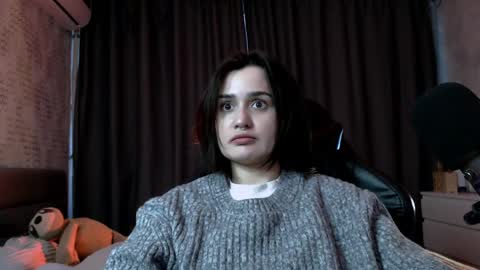 Kira  follow me  online show from 05-15-26, 10:50