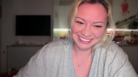 KiraDivine online show from 02-22-25, 07:25