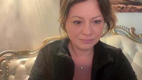 KiraDivine online show from 01-09-26, 02:31