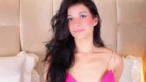 kira online show from 10-18-25, 01:52