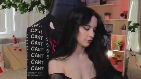 Kira    online show from 02-25-25, 01:06